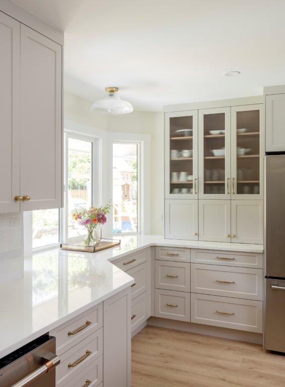 Custom Kitchen Cabinets